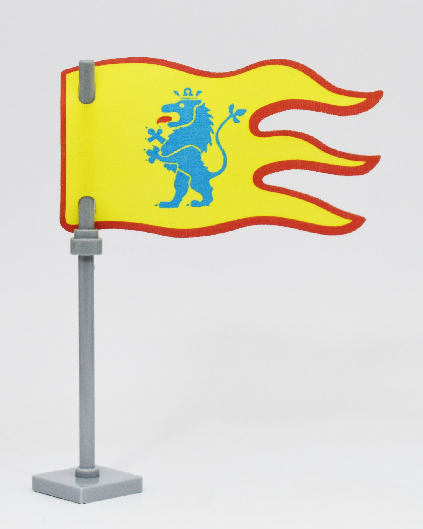 Tri Pendant wavy flag